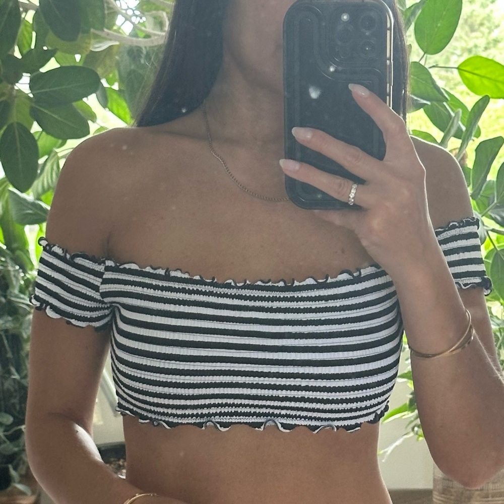 Victoria Secret PINK off-the-shoulder Swim Top - Picture 4 of 4
